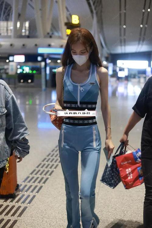 明星的肚脐,揭秘明星们的独特魅力与时尚态度