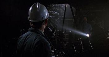 坟场禁区 在线观看,惊悚悬疑，在线惊悚之旅