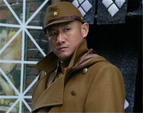 扮演日本人的演员