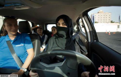 明星开车高清图片图库,高清豪车瞬间捕捉